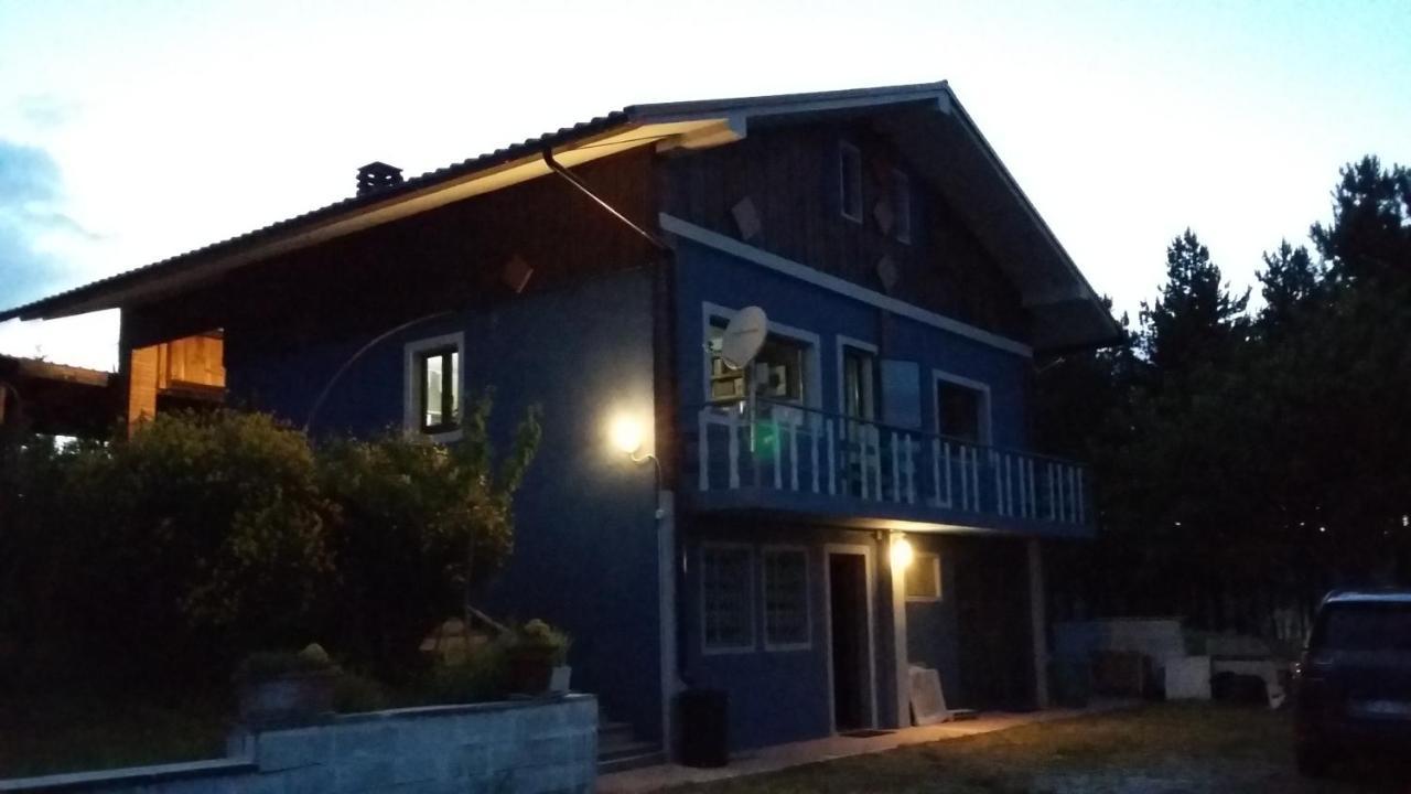 Chalet Ricciano Foligno Exterior foto