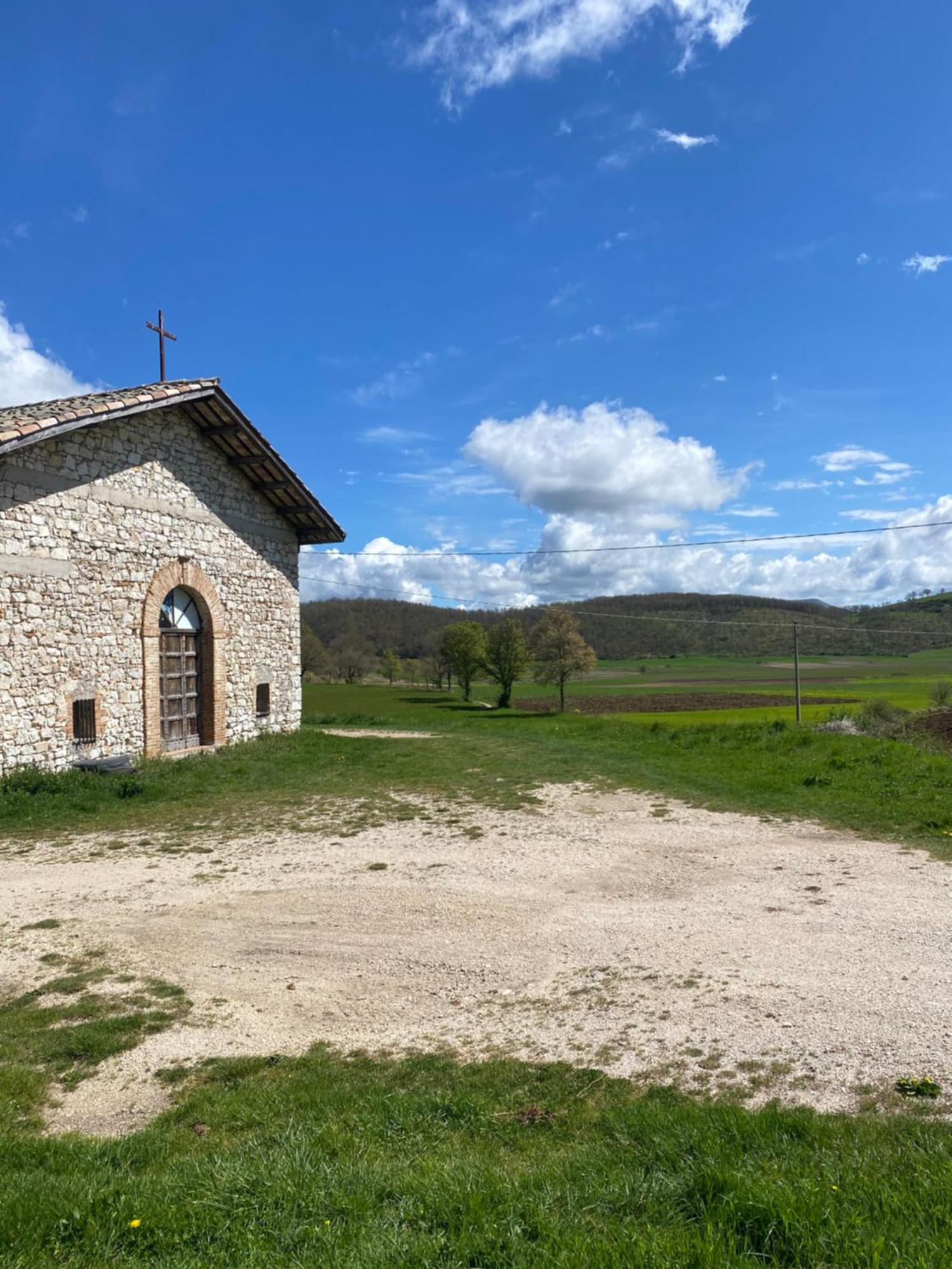 Chalet Ricciano Foligno Exterior foto