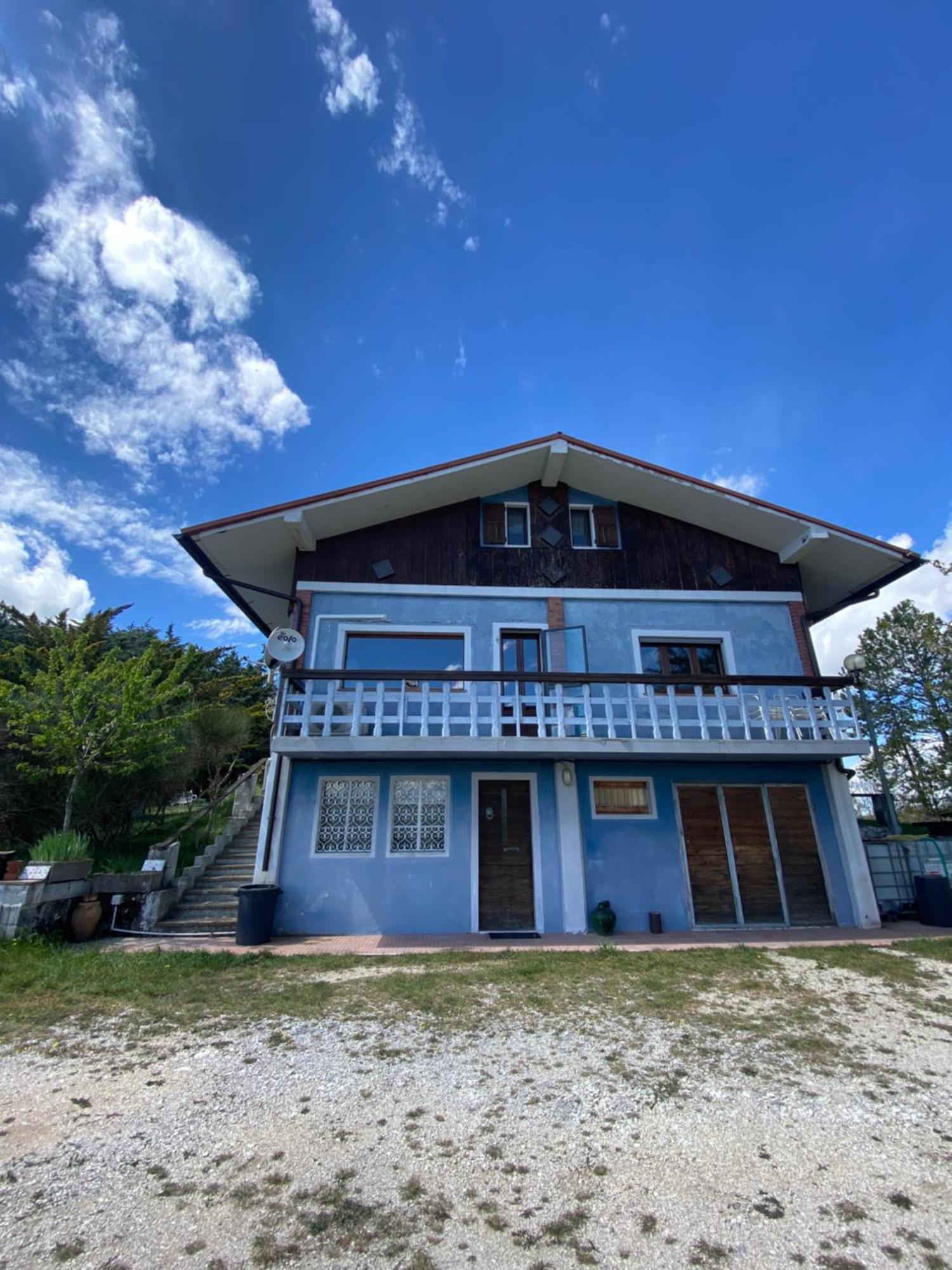 Chalet Ricciano Foligno Exterior foto